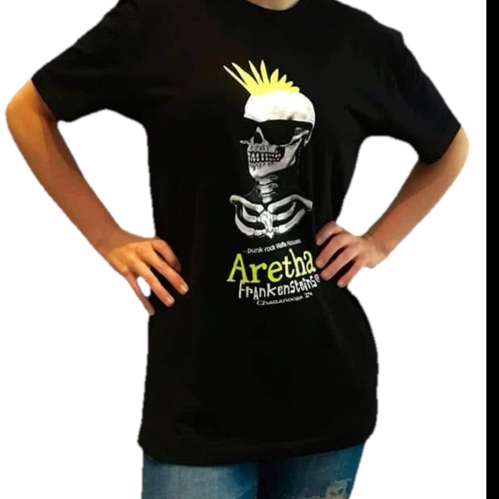 Comfort Colors Aretha Frankenstein Punk Skeleton Graphic T-Shirt Grey M